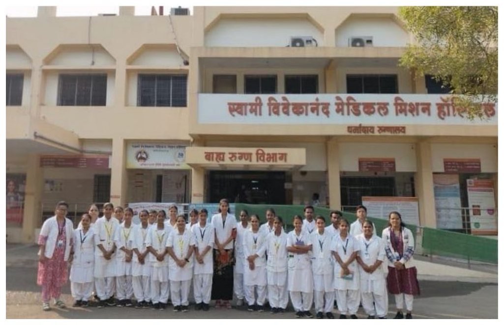 Sunita Nursing School students during hospital exposure